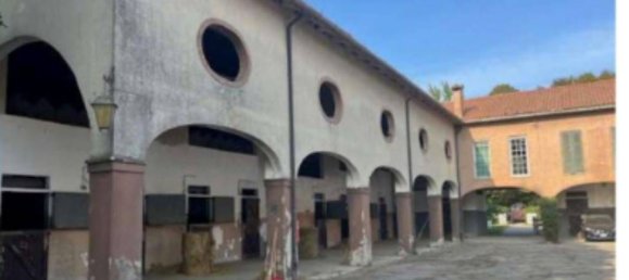 34599m² Warehouse in Sant'Angelo di Piove di Sacco, Italy No. 277131 2