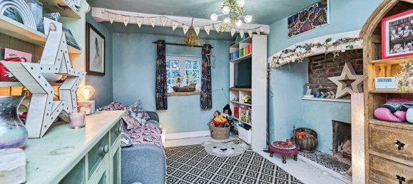  House in Broseley, United Kingdom No. 2431 3