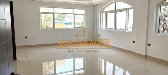 5 bedrooms Villa in Umm Suqeim, UAE No. 25445 4