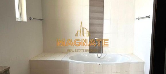 5 bedrooms Villa in Umm Suqeim, UAE No. 25445 16