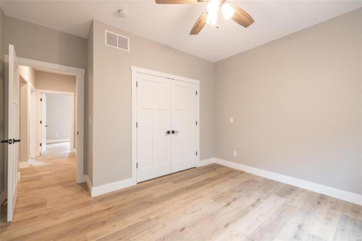 3 bedrooms House in Sunrise Beach, USA No. 379435