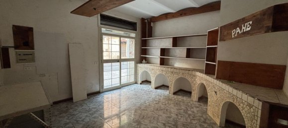 45m² Commercial property in Morlupo, Italy No. 207690 3