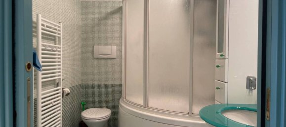 Квартира с 1 спальней в Кьявари, Италия № 275220 8