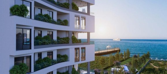 4 bedrooms Apartment in Limassol, Cyprus No. 12873 2