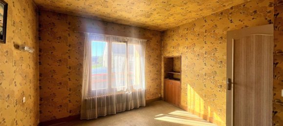 3 bedrooms House in Bouafle, France No. 296493 9