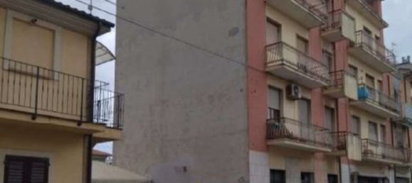 5 rooms Apartment in Civitanova Marche, Italy No. 303422 3