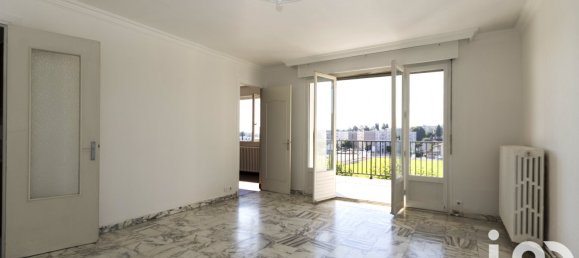 3 bedrooms Apartment in La Verpilliere, France No. 355434 2