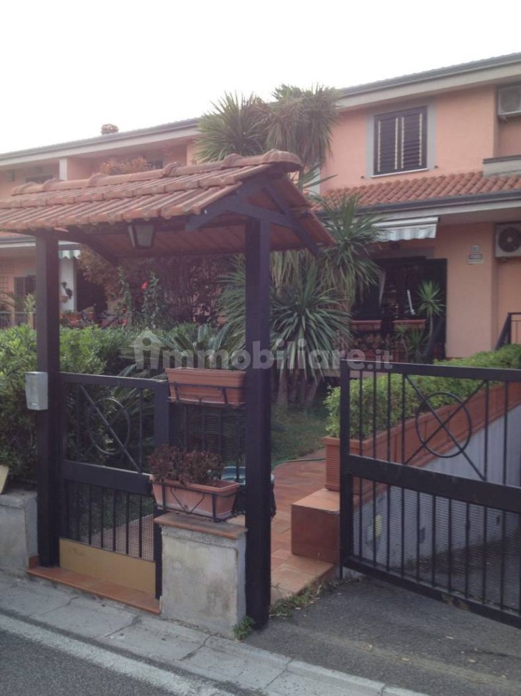 3 bedrooms House in Giugliano in Campania, Italy No. 268489