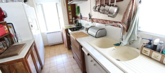 Casa de 3 dormitorios en Charentonnay, France No. 87310 4