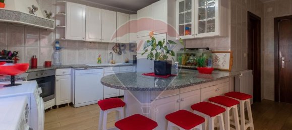 5 bedrooms House in Santo Tirso, Portugal No. 16350 18