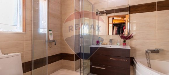 5 bedrooms House in Santo Tirso, Portugal No. 16350 11