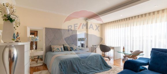 5 bedrooms House in Santo Tirso, Portugal No. 16350 7