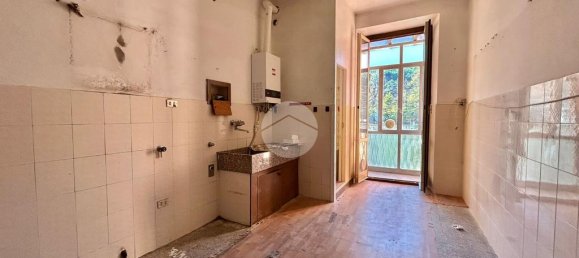 2 bedrooms Apartment in Savona, Italy No. 63790 5