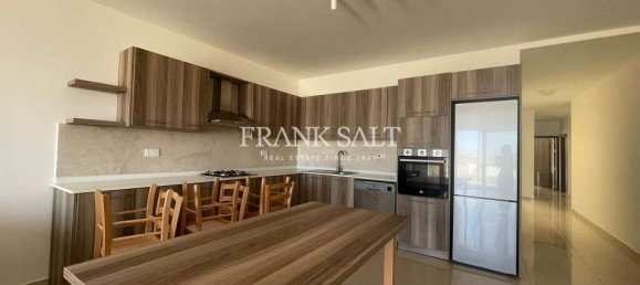 3 bedrooms Apartment in Sannat, Malta No. 6071 2