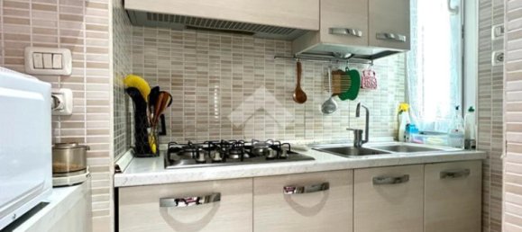 1 bedroom Apartment in Turin, Italy No. 66236 7