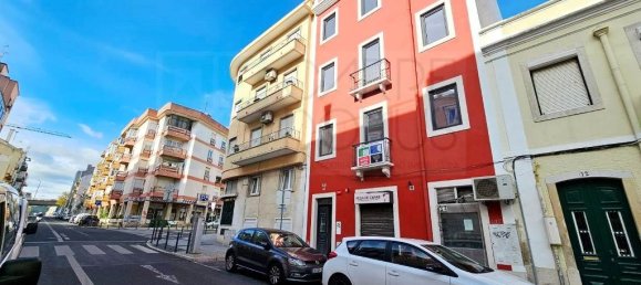 3 Schlafzimmer Wohnung in Lisbon, Portugal, Nr. 106475 4