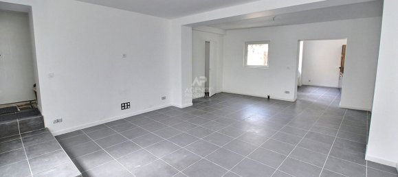 Casa de 6 dormitorios en Vaux-sur-Seine, France No. 183385 2