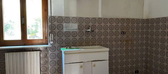 2 bedrooms Apartment in Varallo, Italy No. 325023 6