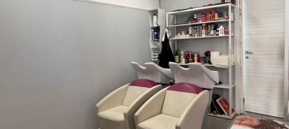 2غرفة عقار تجاري في Gravina di Catania, Italy رقم 281793 4