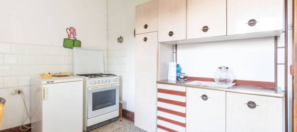 Casa de 2 dormitorios en Castelnuovo di Val di Cecina, Italy No. 352002 8