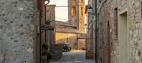 Casa de 2 dormitorios en Castelnuovo di Val di Cecina, Italy No. 352002 5