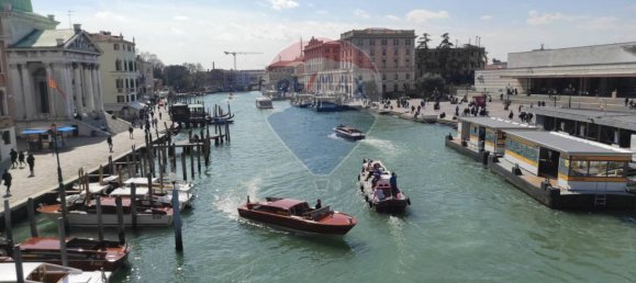 1 bedroom Apartment in Venice, Italy No. 170697 25