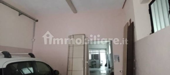 3 rooms Commercial property in Turin, Italy No. 298673 9