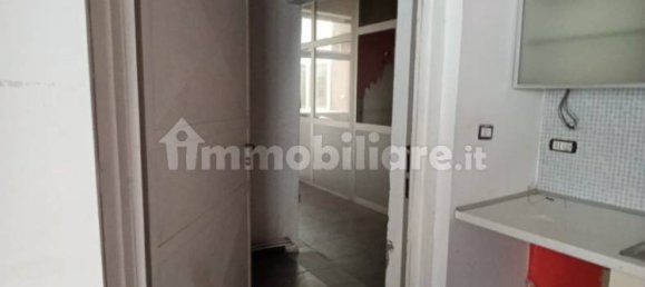 3 rooms Commercial property in Turin, Italy No. 298673 13
