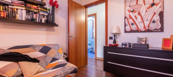5 rooms Villa in Padua, Italy No. 151601 16
