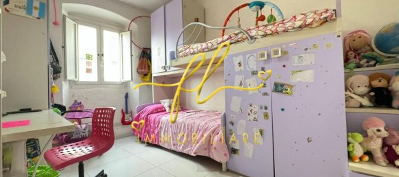 4-salle Appartement à Livorno, Italy No. 28870 17