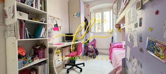 4-salle Appartement à Livorno, Italy No. 28870 16