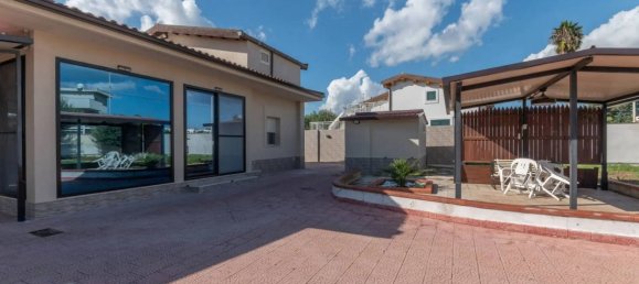 Villa de 6 habitaciónes en Syracuse, Italy No. 245972 2