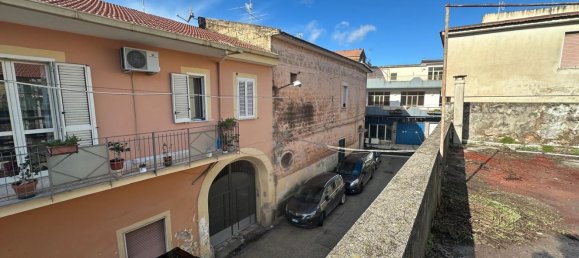 10-Zimmer Haus in San Prisco, Italy, Nr. 135383 13