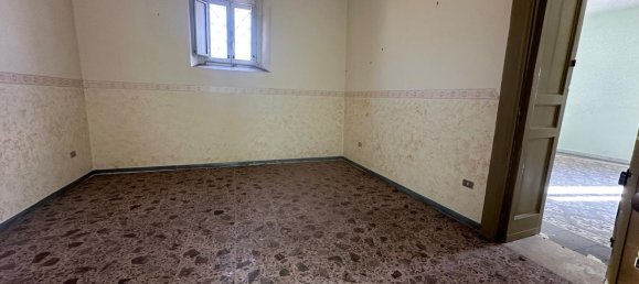 10-Zimmer Haus in San Prisco, Italy, Nr. 135383 32