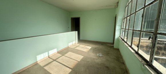 10-Zimmer Haus in San Prisco, Italy, Nr. 135383 28