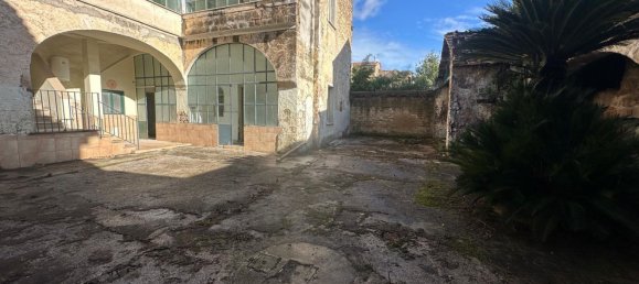 10-Zimmer Haus in San Prisco, Italy, Nr. 135383 4