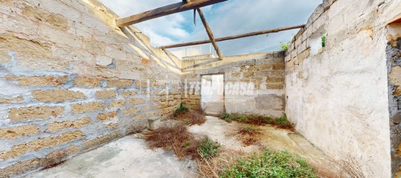 5-Zimmer Haus in Corigliano d'Otranto, Italy, Nr. 105315 23