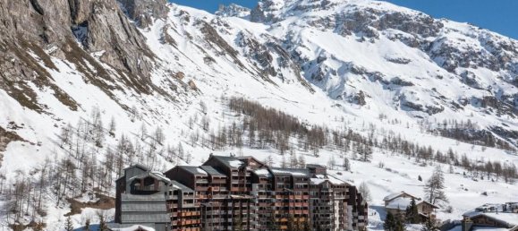 2 bedrooms Apartment in Val-d'Isere, France No. 241779 3