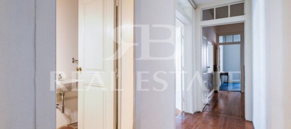 3 bedrooms Apartment in Lisbon, Portugal No. 235976 4