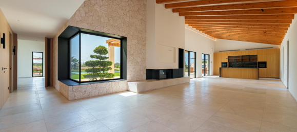 3 bedrooms House in Campos, Spain No. 161468 4