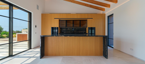 3 bedrooms House in Campos, Spain No. 161468 6