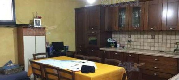 3 bedrooms Apartment in Catania, Italy No. 380256 4