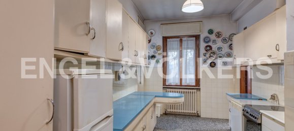 4 rooms Villa in Como, Italy No. 127855 12