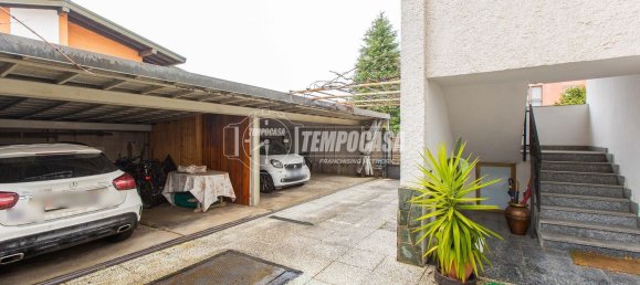 9-Zimmer Villa in Castellanza, Italy, Nr. 10873 42