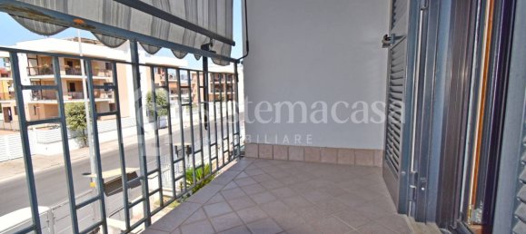 3 bedrooms House in Brusciano, Italy No. 350054 15