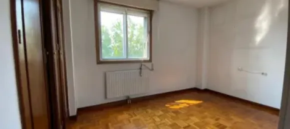 4 bedrooms Apartment in Vigo, Spain No. 142916 13