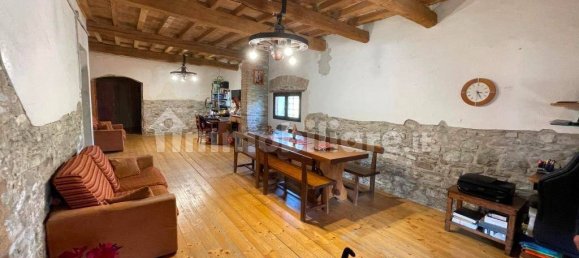 3 bedrooms House in Castelvetro di Modena, Italy No. 175642 8