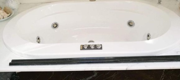 7 rooms Apartment in Carrara, Italy No. 47566 14