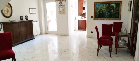 7 rooms Apartment in Carrara, Italy No. 47566 7