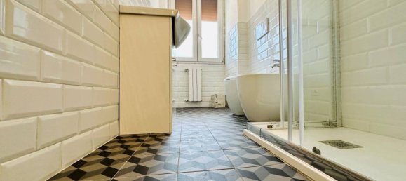 3 bedrooms Apartment in Florence, Italy No. 265786 20